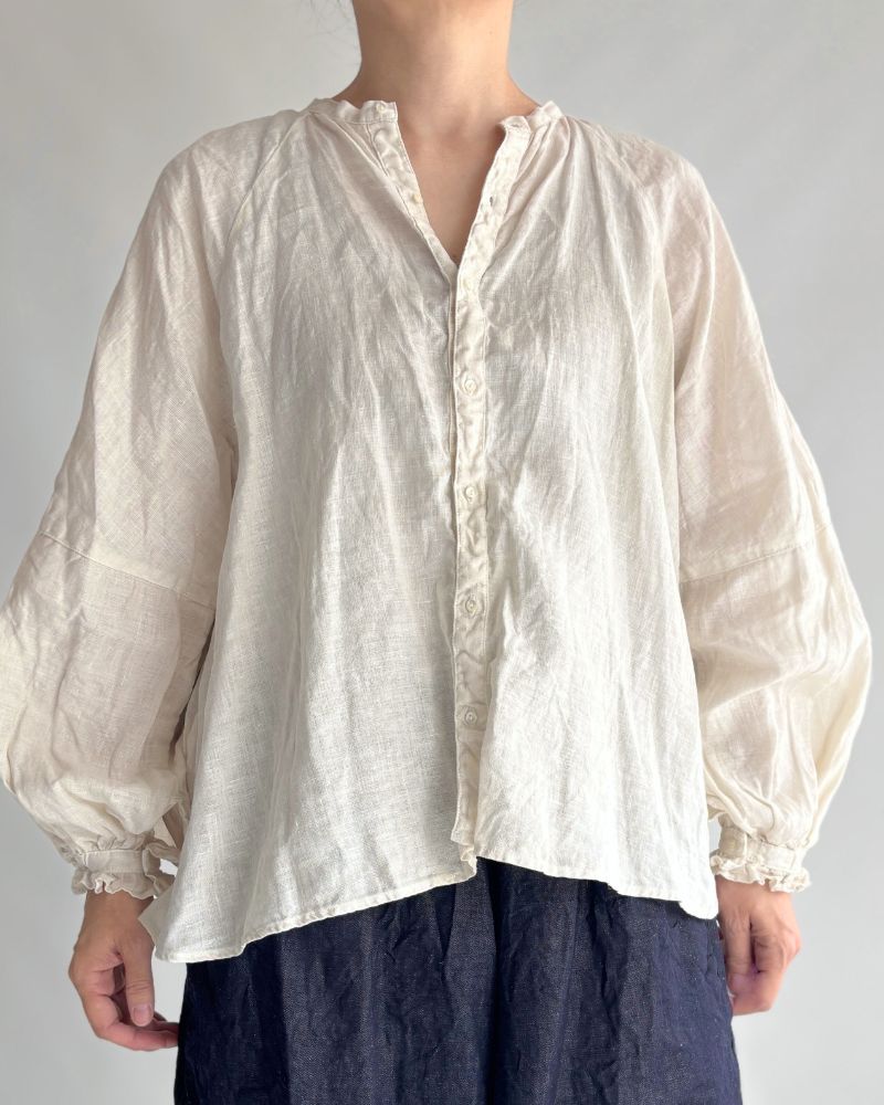 Atelier Blouse in AntiqueWhite