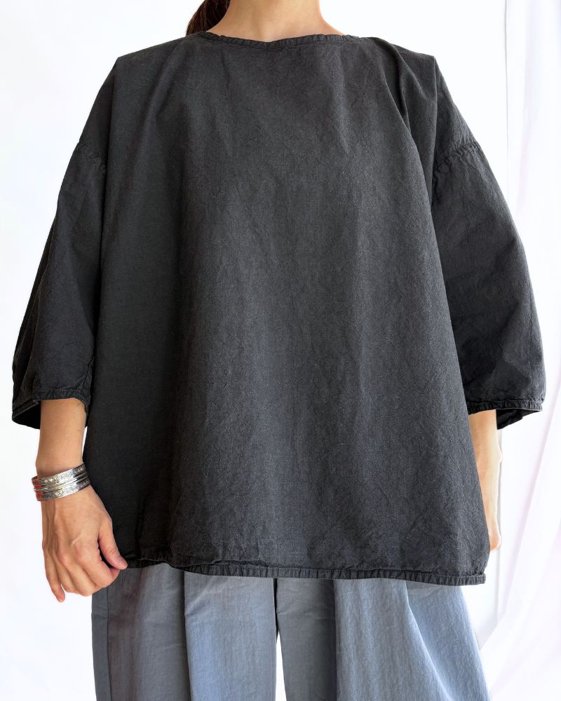 Shrink Pullover in Sumikuro