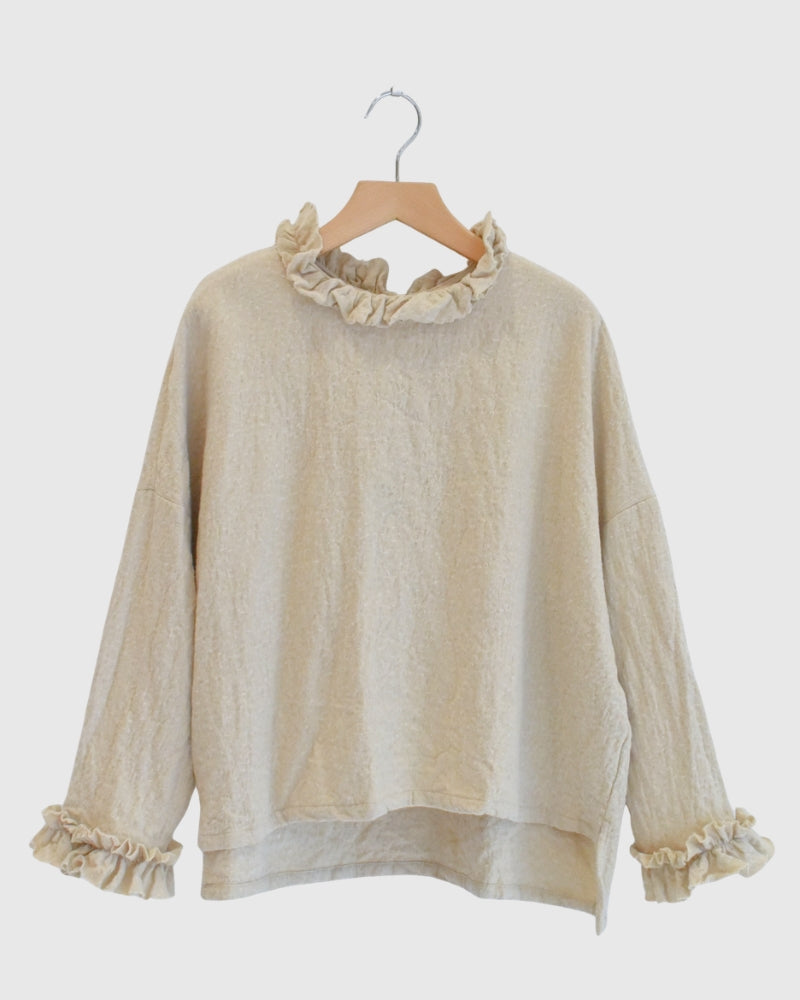 Wool Box Pullover in Beige