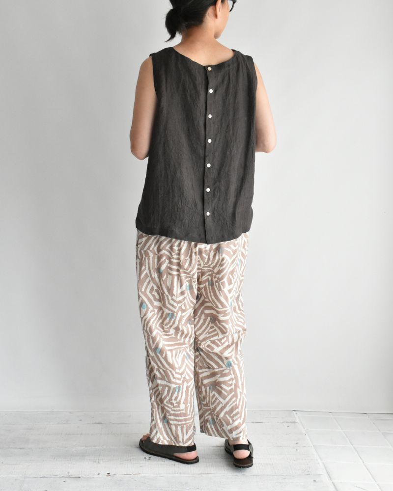 2-Way Sleeveless Blouse (Linen) in Brown