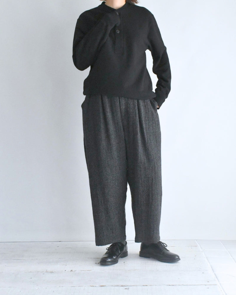 Wool Gauze Houndstooth Pants in Charcoal