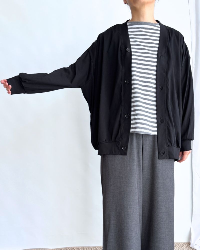 Silkette V-neck cardigan in Black