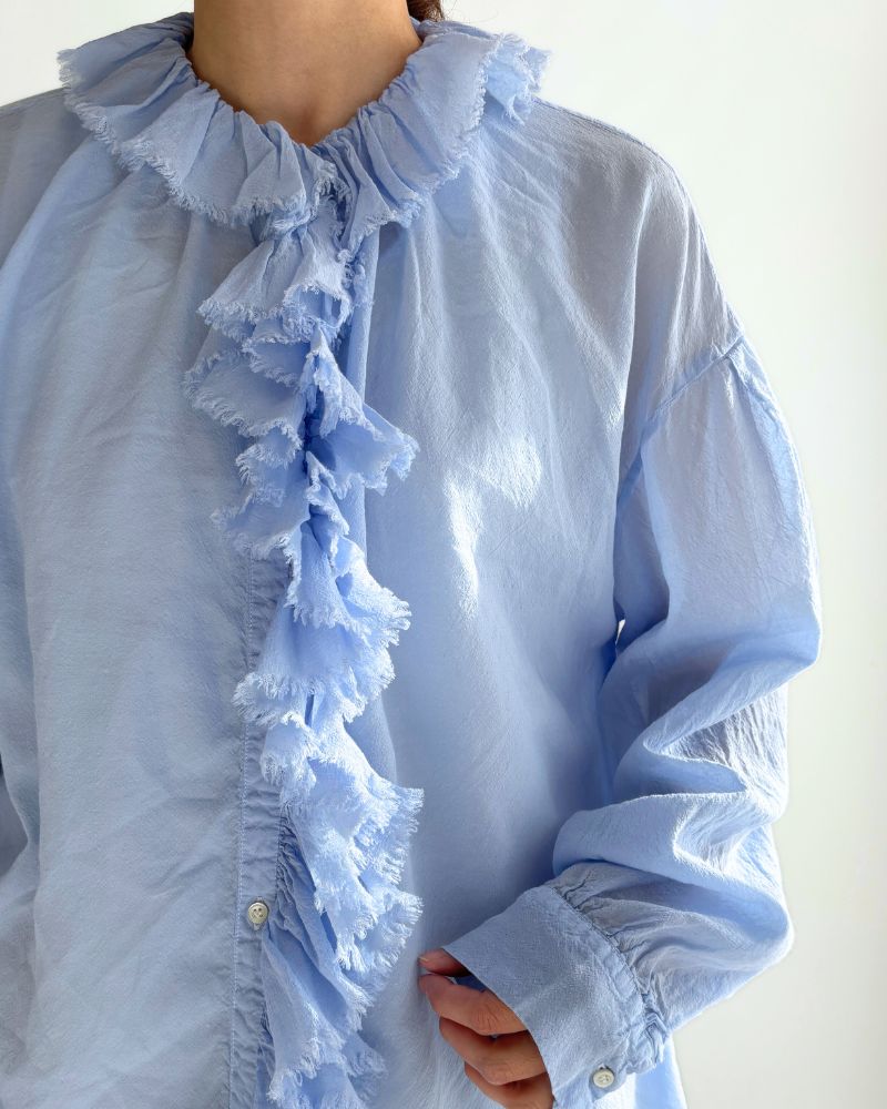 Frill blouse in Blue