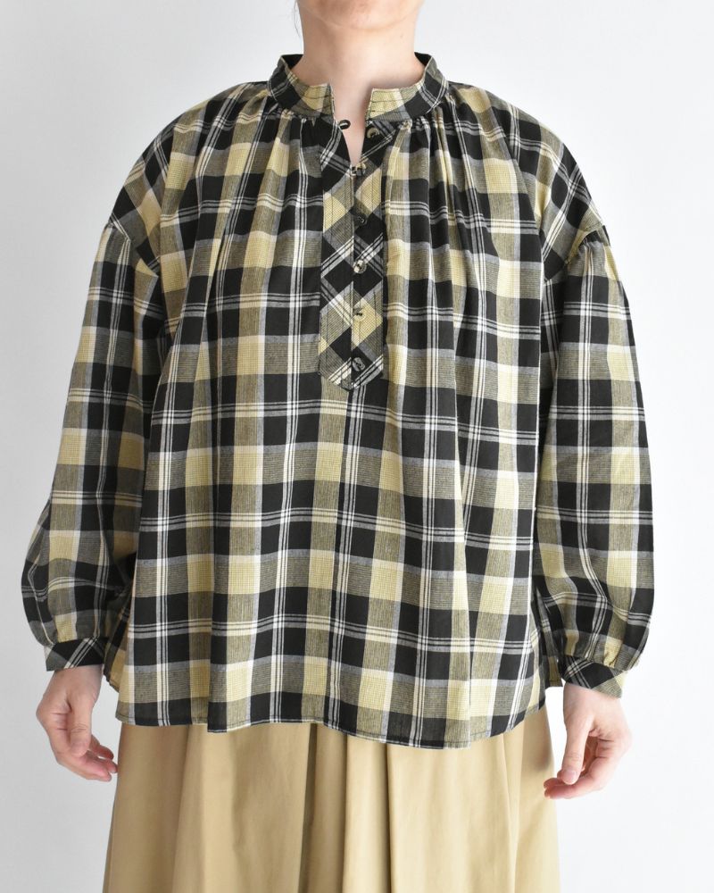 Check Henley Shirt in Black/Yellow Check