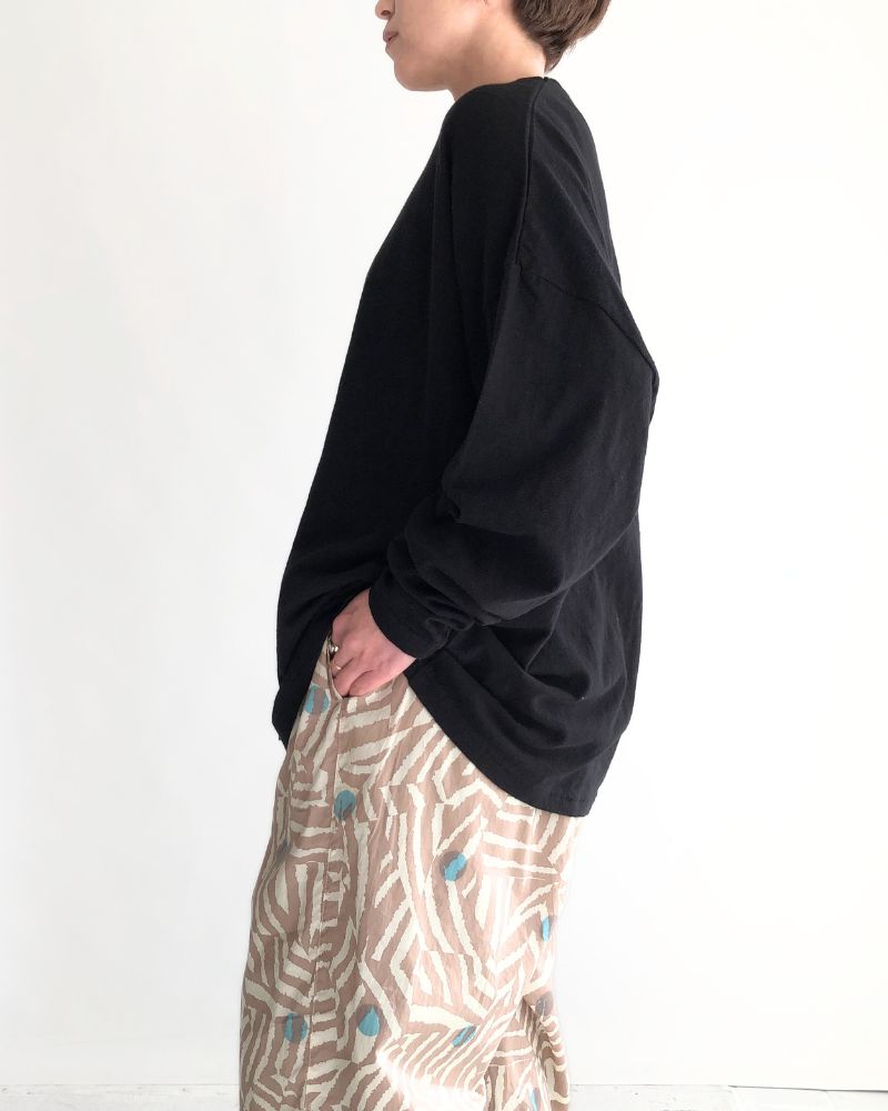 Jersey Loose Pullover in Black