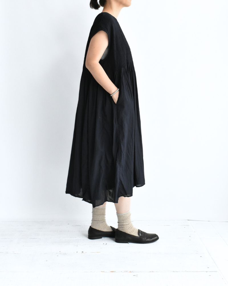 Crew-Neck F/SL Dress with Pintuck in Marine