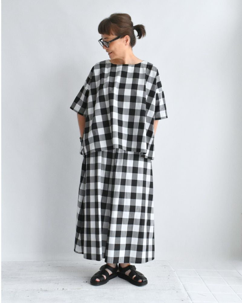 Block Check Panel T-Blouse in White/Black
