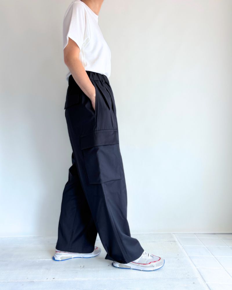 CLOVER-TRO Cargo Pants in Navy