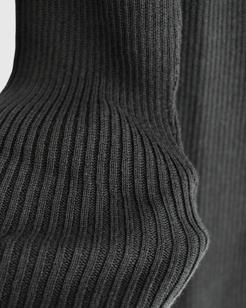 JAPAN WHOLEGARMENT Rib Knit Pullover in Black