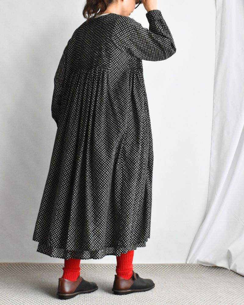 80s COTTON SMALL SQUARE BLOCK PRINT CREW-NECK BUTTON MAXI SHIRT DRESS WITH MINI PINTUCK in Navy