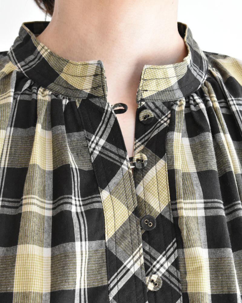 Check Henley Shirt in Black/Yellow Check