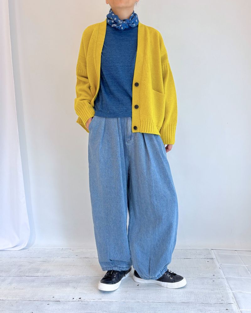 JANE V-neck Cardigan in Yellow
