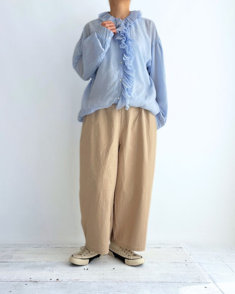 Frill blouse in Blue