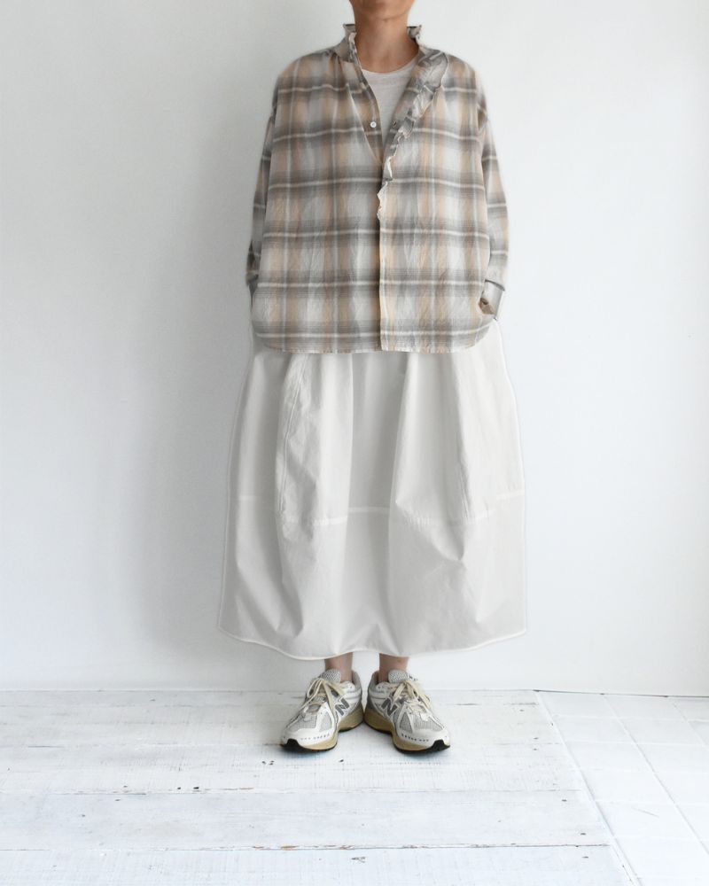 Light Madras Ruffle Blouse in Light Charcoal