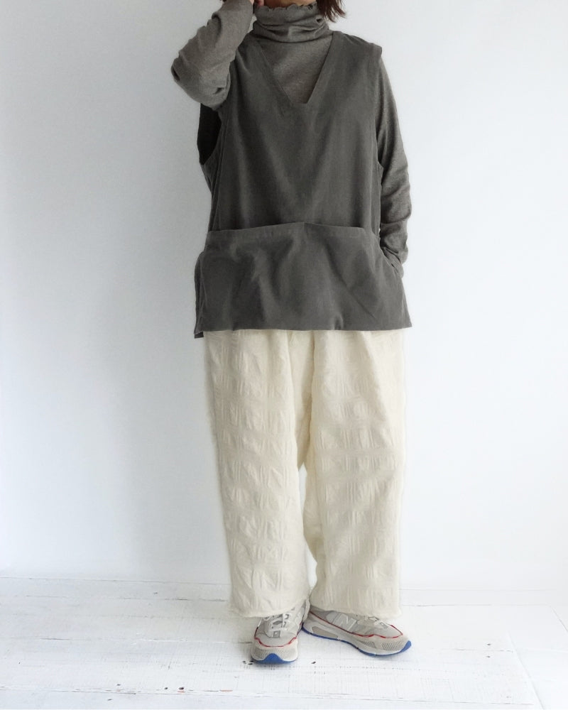 Yak Turtleneck Pullover in Gray