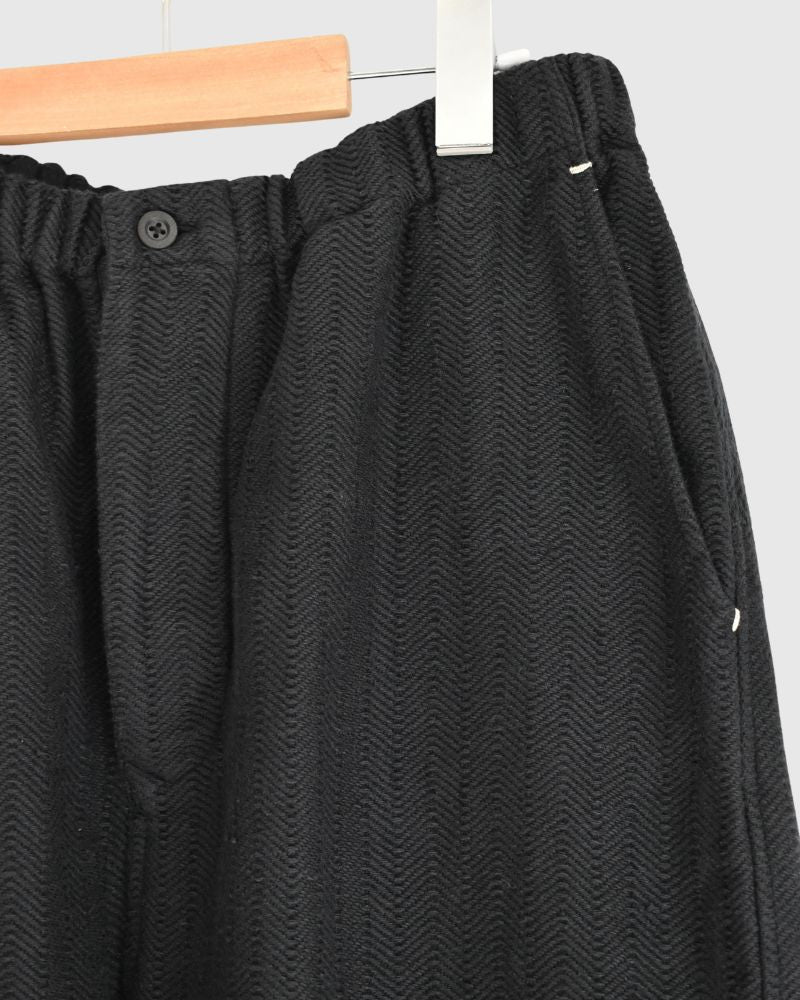 TEORI Cotton Herringbone Easy Tapered Pants in Black