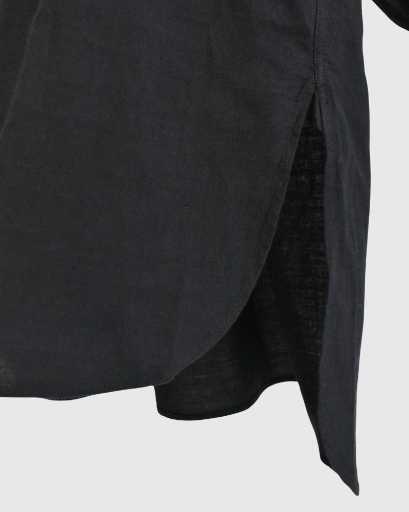 CREW-NECK BOSOM LONG SHIRT WITH MINI PINTUCK in Black