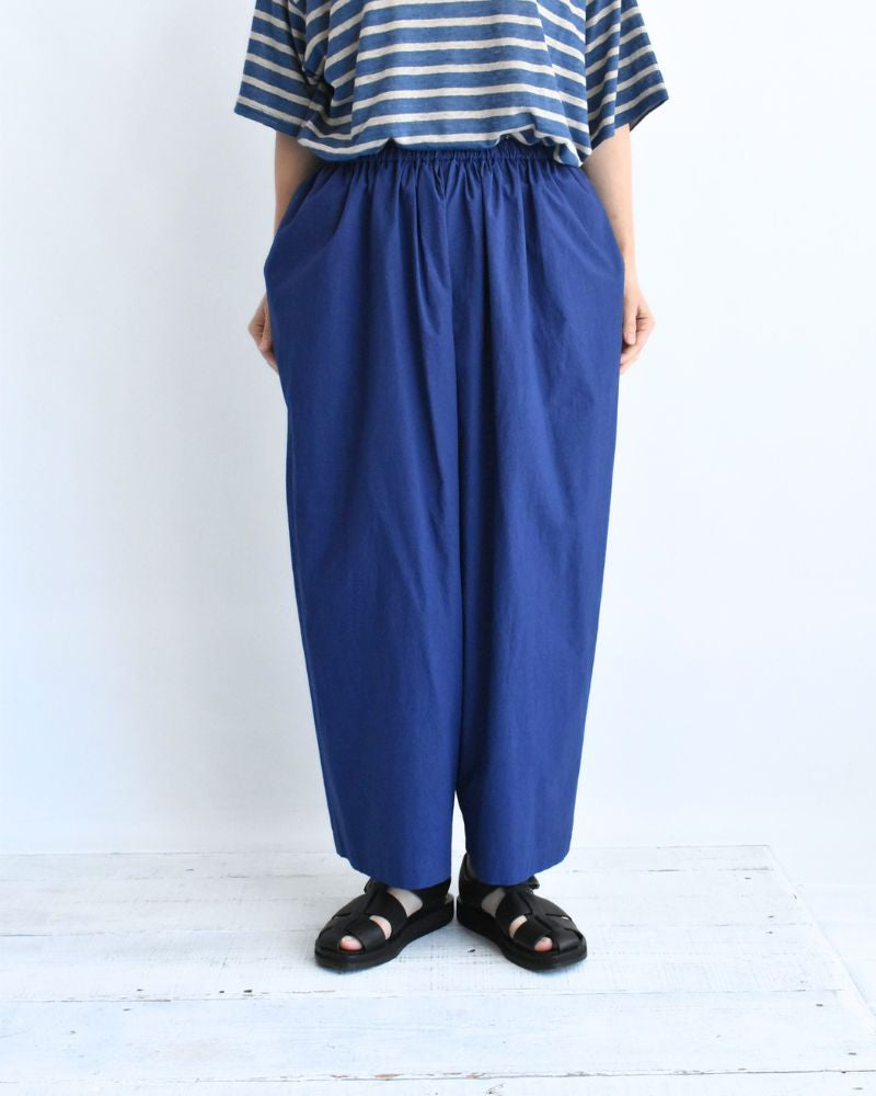 Wide Cocoon Gathered Pants in Blue