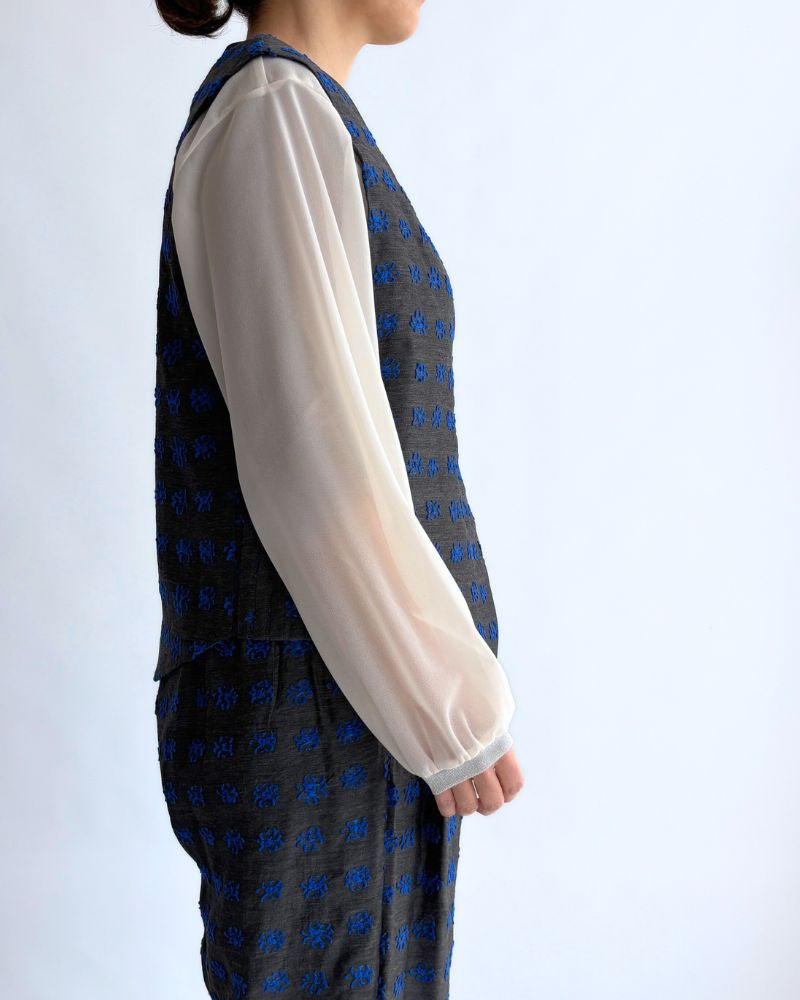 Jacquard Asymmetry Vest in Charcoal