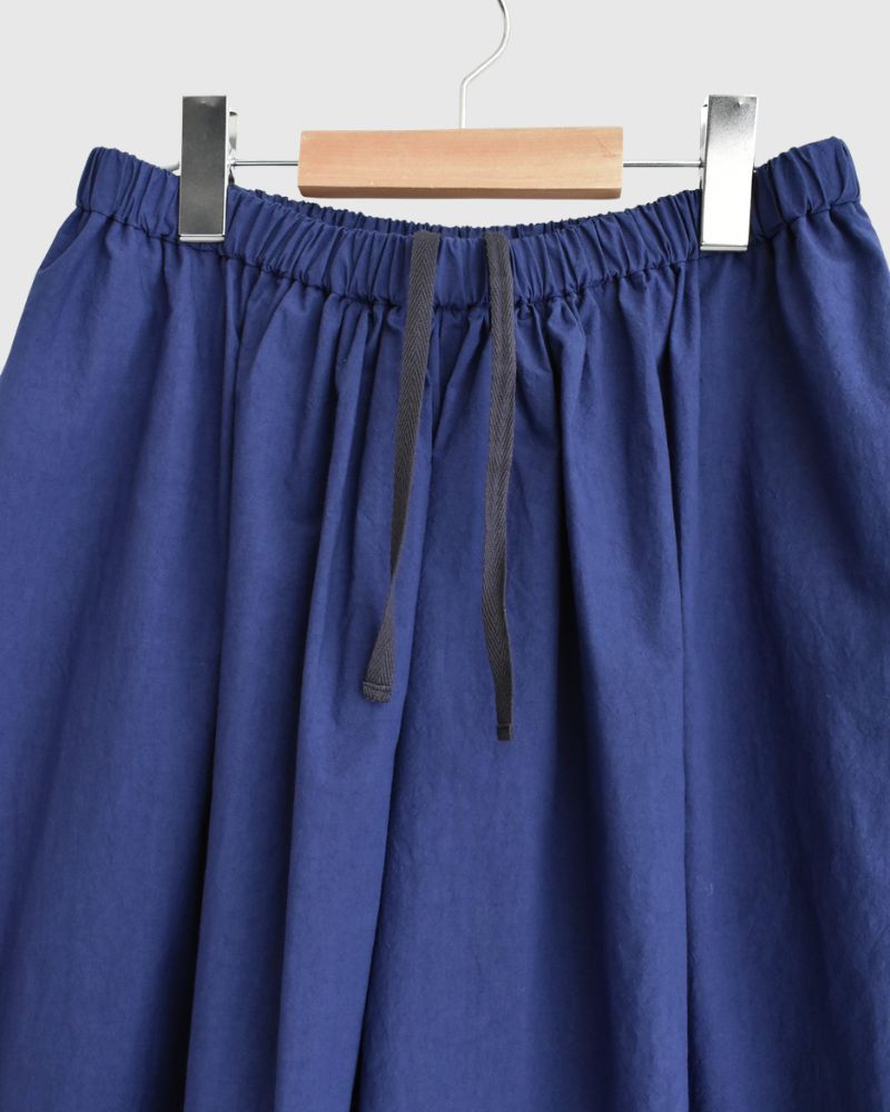 Wide Cocoon Gathered Pants in Blue