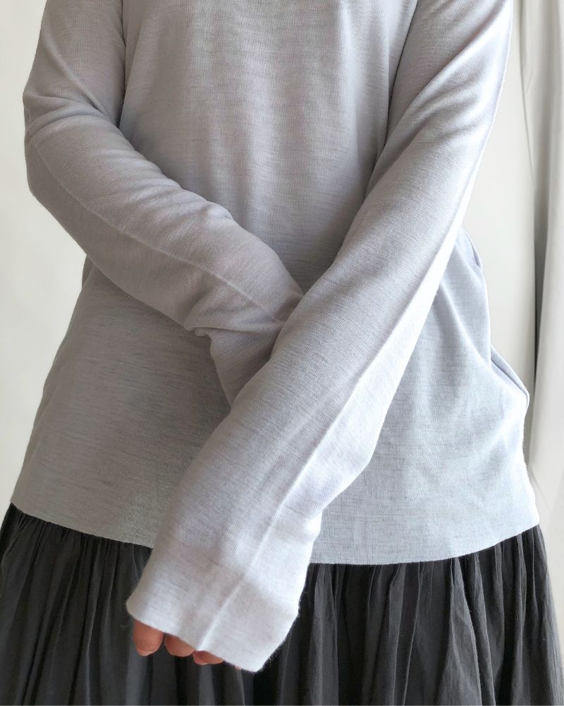 Slim fit crew neck in LightGray