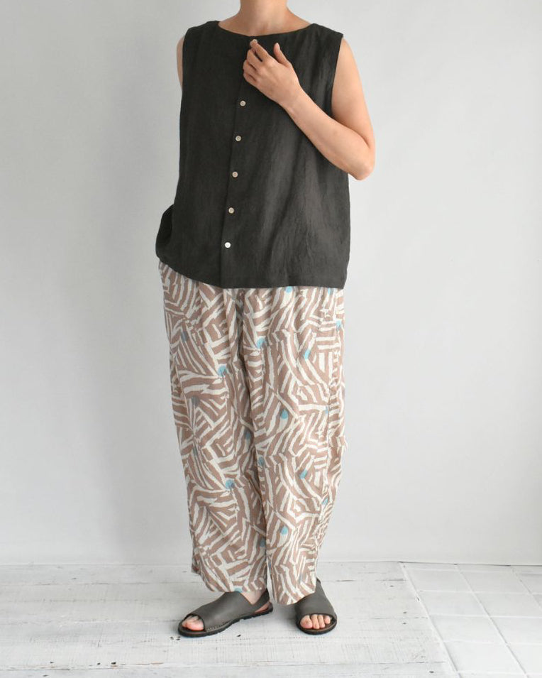2-Way Sleeveless Blouse (Linen) in Brown