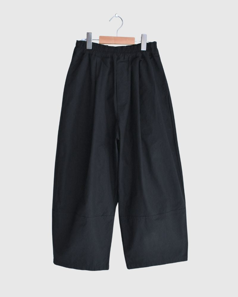 Cocoon Pants in NavyBlack