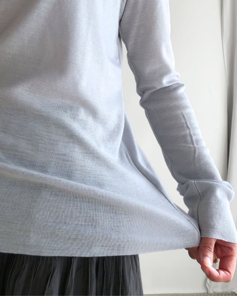 Slim fit crew neck in LightGray