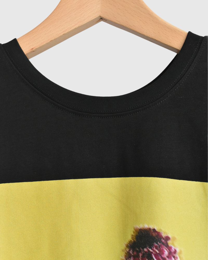 2-Way Graphic Print T-shirt in Black