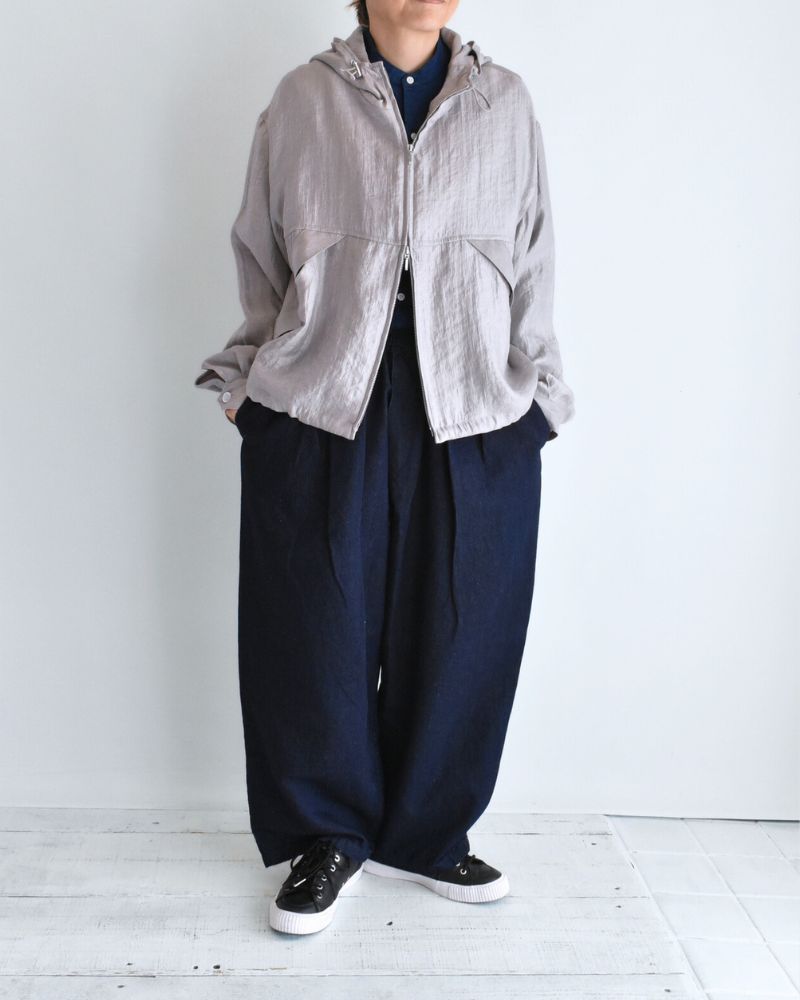 Shiny Hoodie Blouson in LightPurple