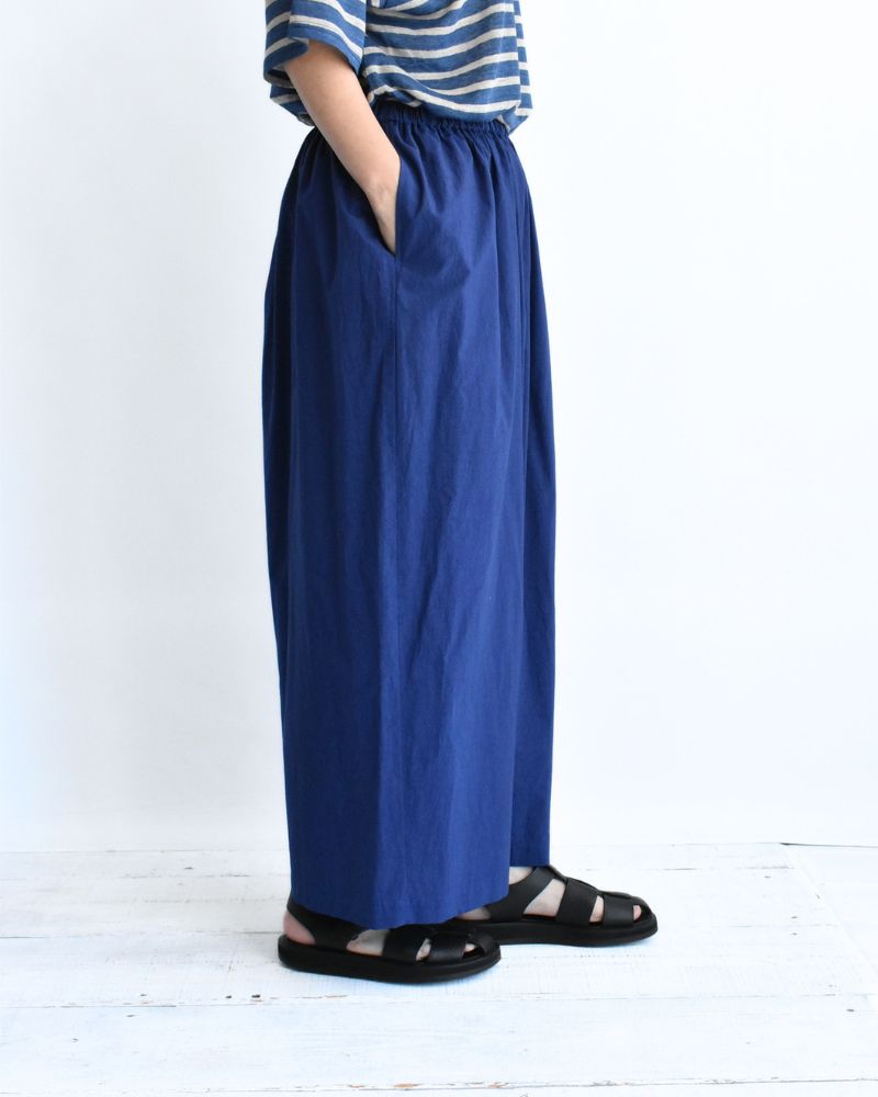 Wide Cocoon Gathered Pants in Blue