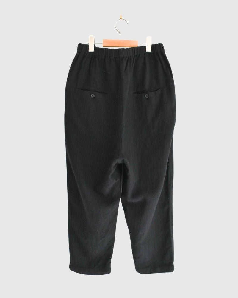TEORI Cotton Herringbone Easy Tapered Pants in Black