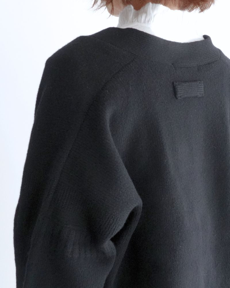 JANE V-neck Cardigan in Black