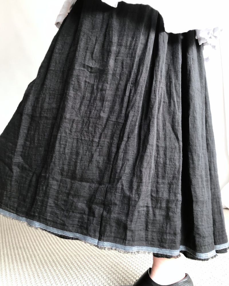 Reversible skirt in Black/Black