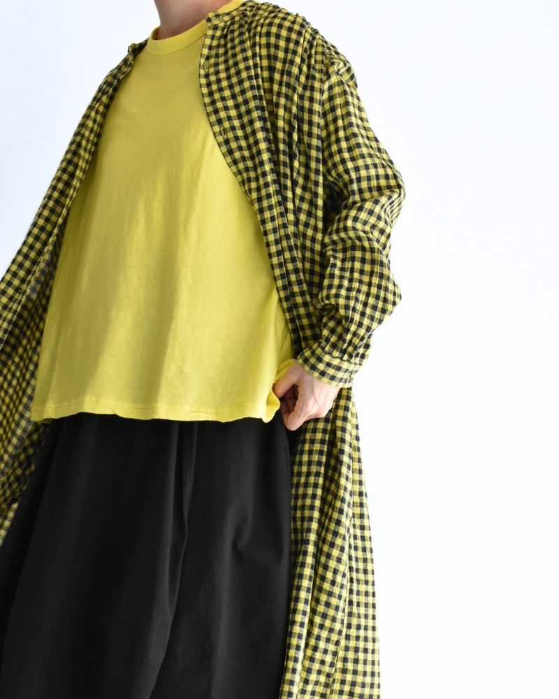 Wide T-shirt in Yellow