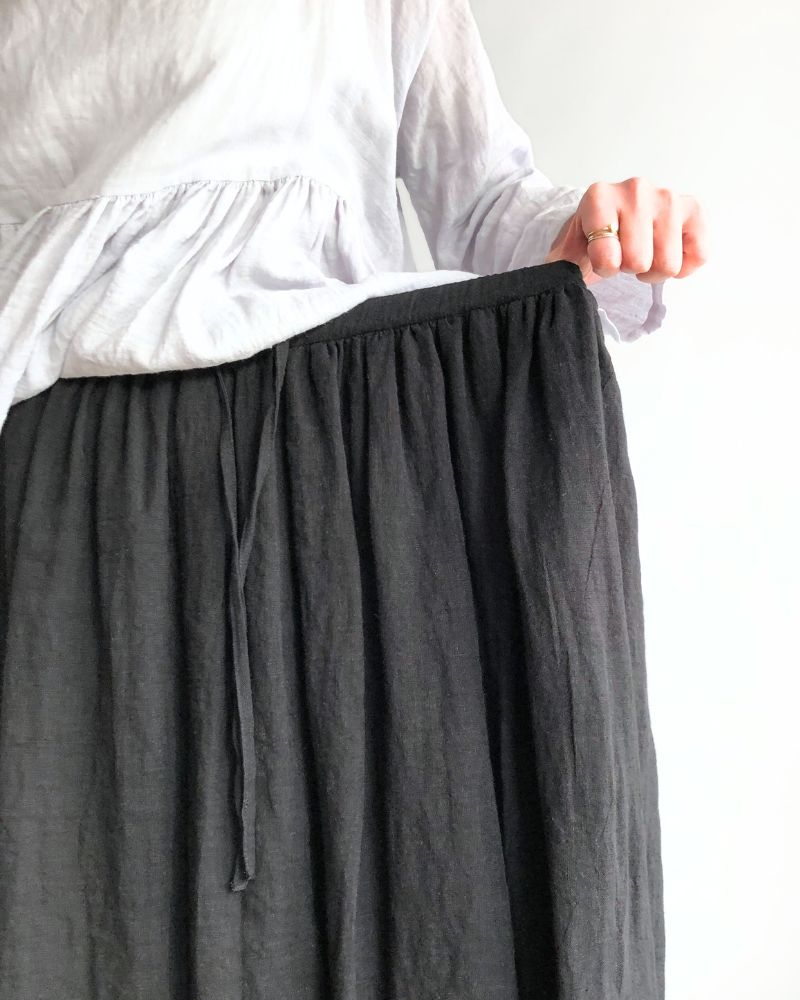 Reversible skirt in Black/Black