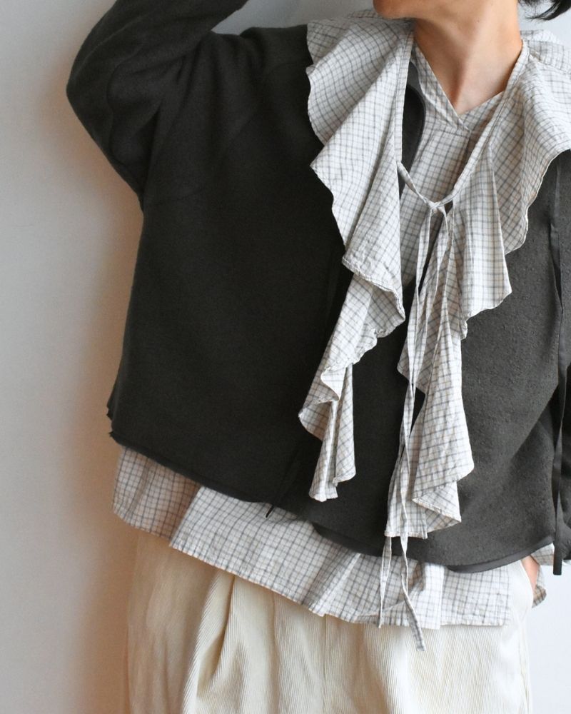 [Pre-order] F/W RS011 2Way Frill Collar Blouse (Early Sep - Mid Sep)
