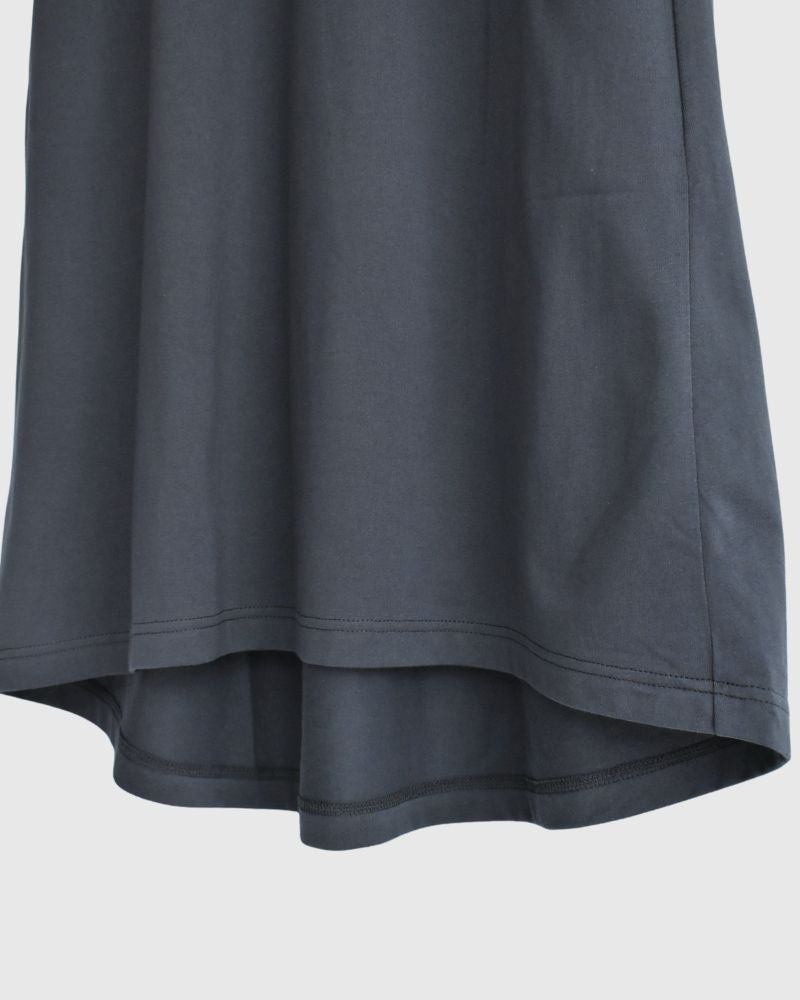Sleeveless dress in Charcoal