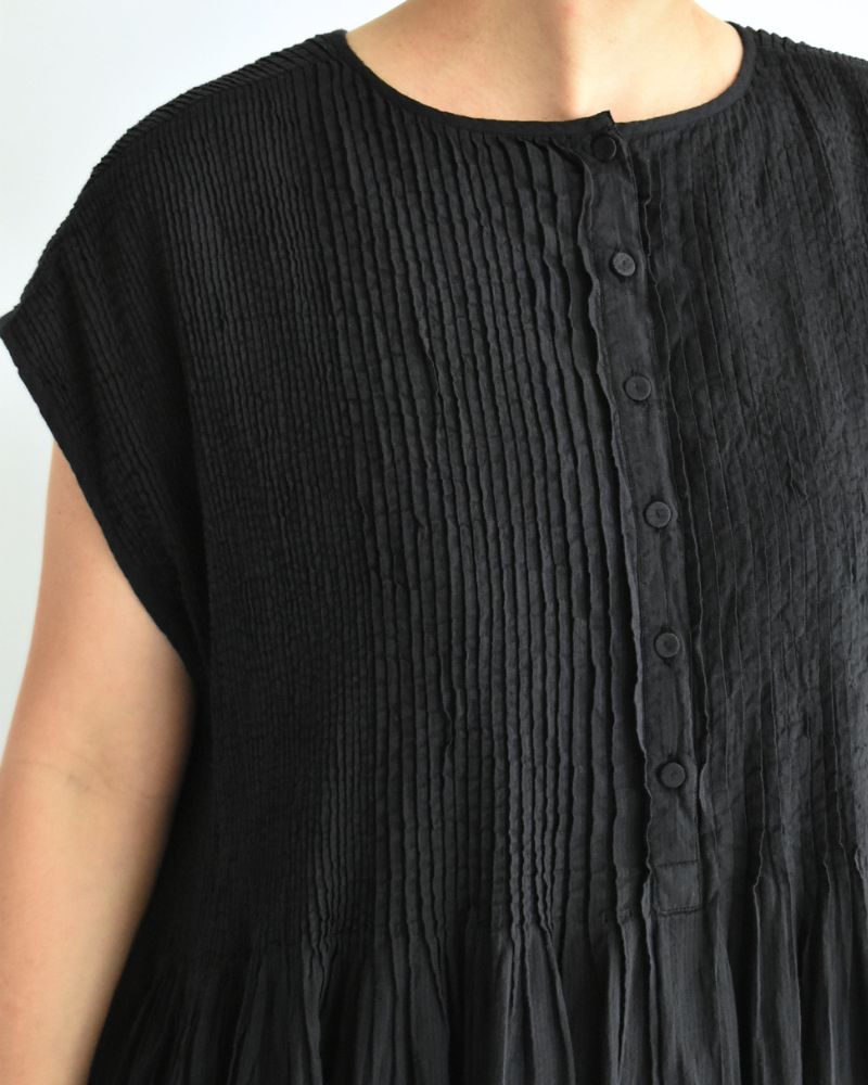 Crew-Neck F/SL Dress with Pintuck in Marine