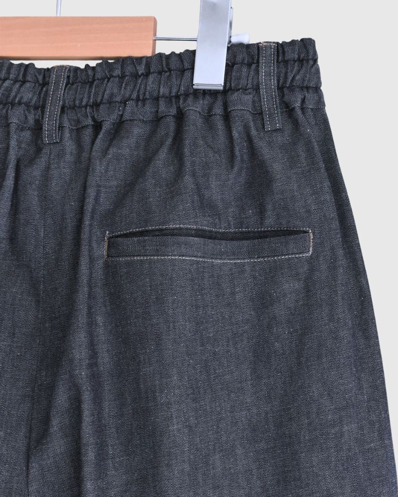 HAKU-DENIM Tuck Pants in Indigo