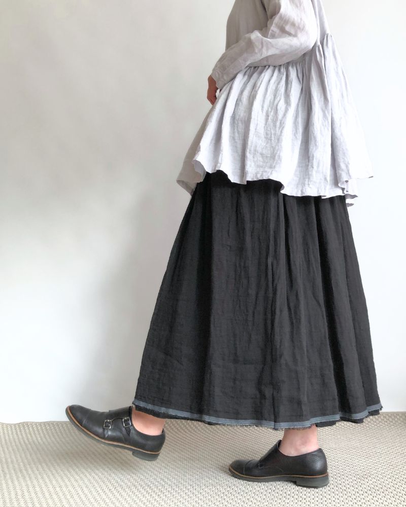 Reversible skirt in Black/Black