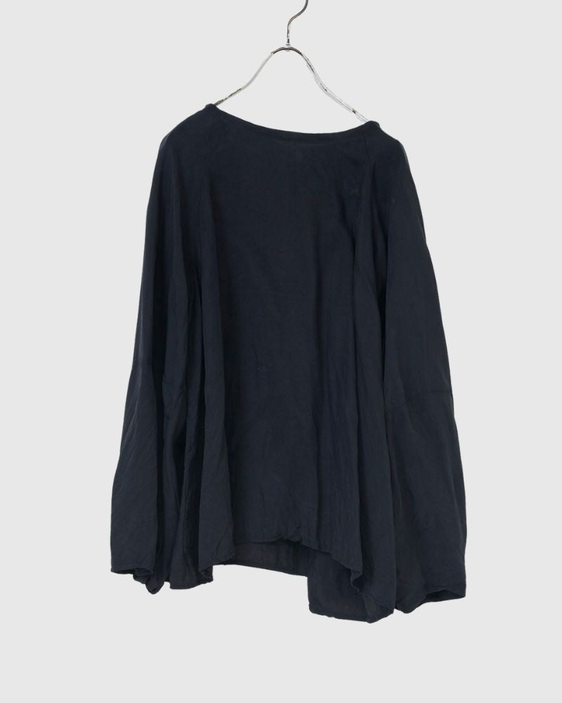 [Pre-order] S/S G1157 OVERWRAP SLEEVE MODERNIST BLOUSE（Mid-February – End of February）