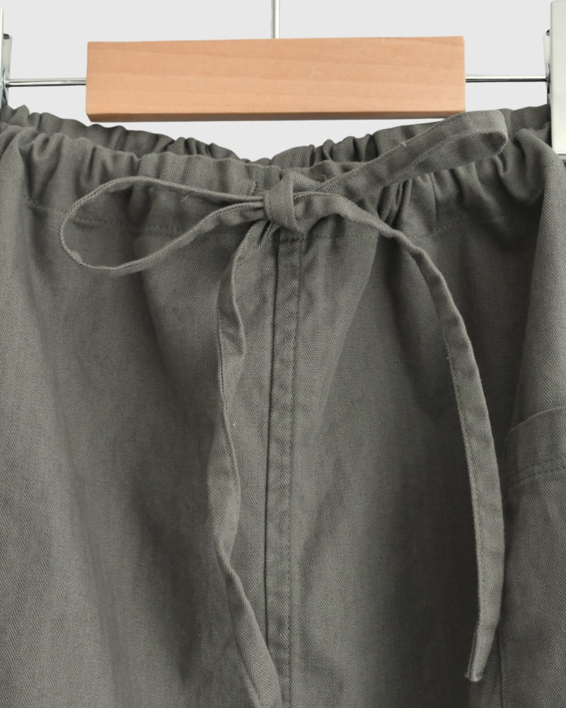 COTTON HERRINGBONE WASH EASY SKIRT in KhakiHerringbone