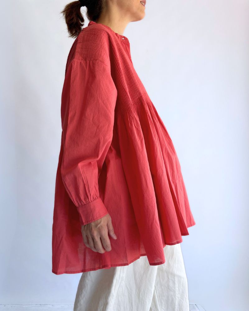 BANDED COLLAR SHIRT WITH MINI PINTUCK in SalmonPink