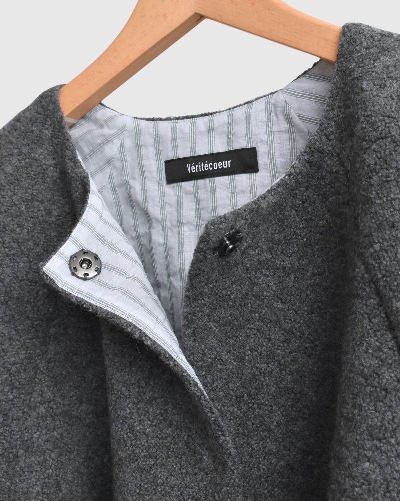 SHORT JACKET in Charcoal Gray