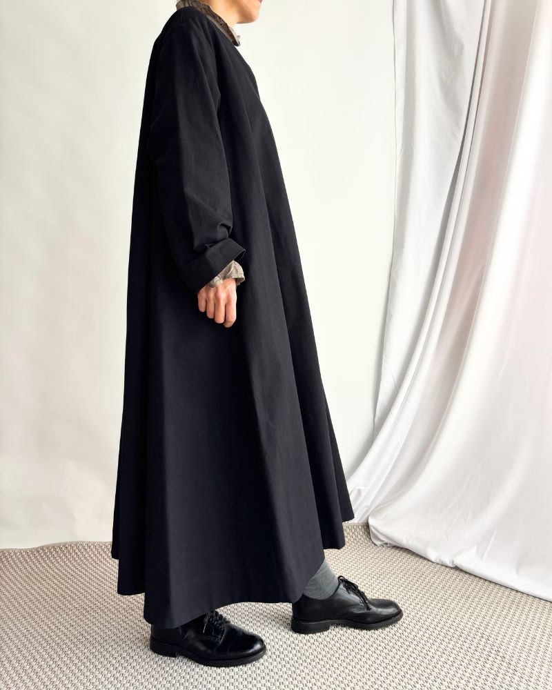 Cotton Washi Wide A-line Coat in Black