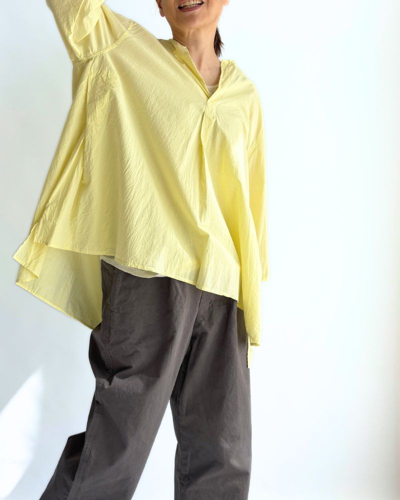 Comfortable tops in Yellow