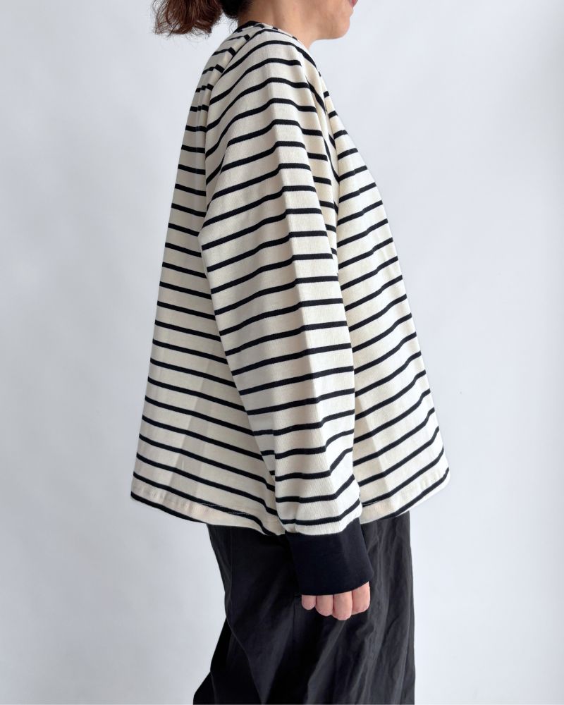 WIDE FLARED BOARDER TOPS 'ANDI' in Off