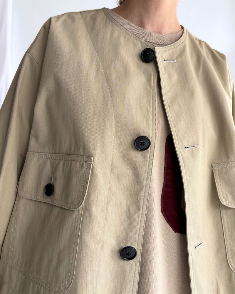 ROCKY-GABA Collarless Jacket in Beige