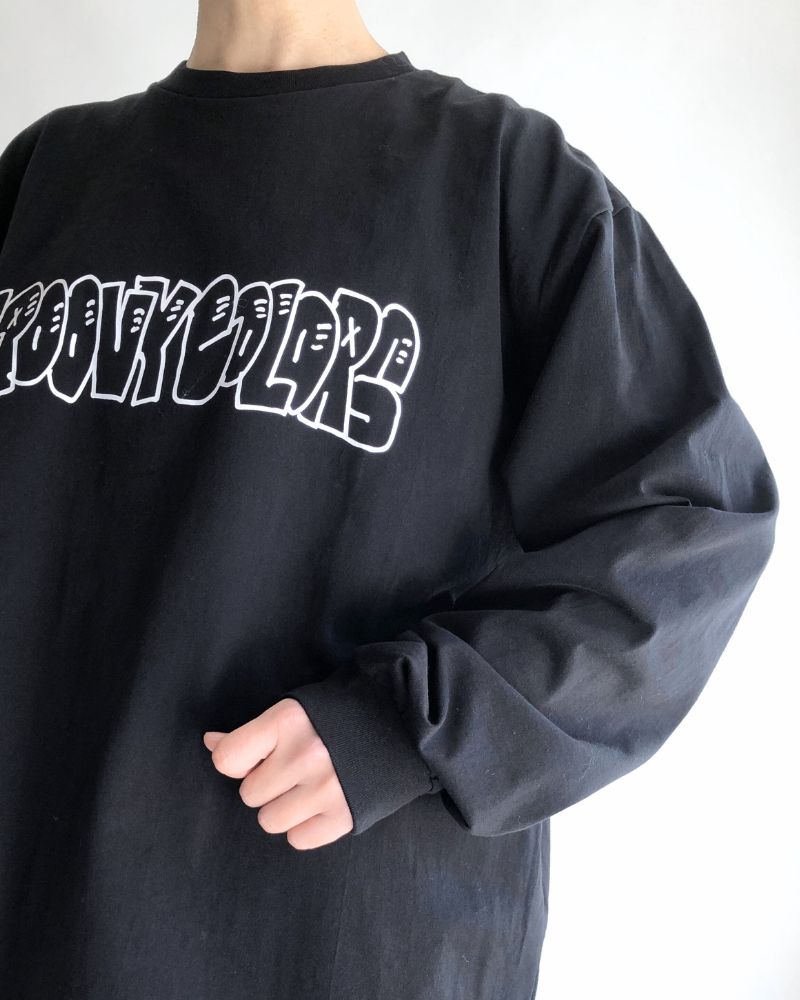 Graphic Logo Long Sleeve Tee (MENS) in Black